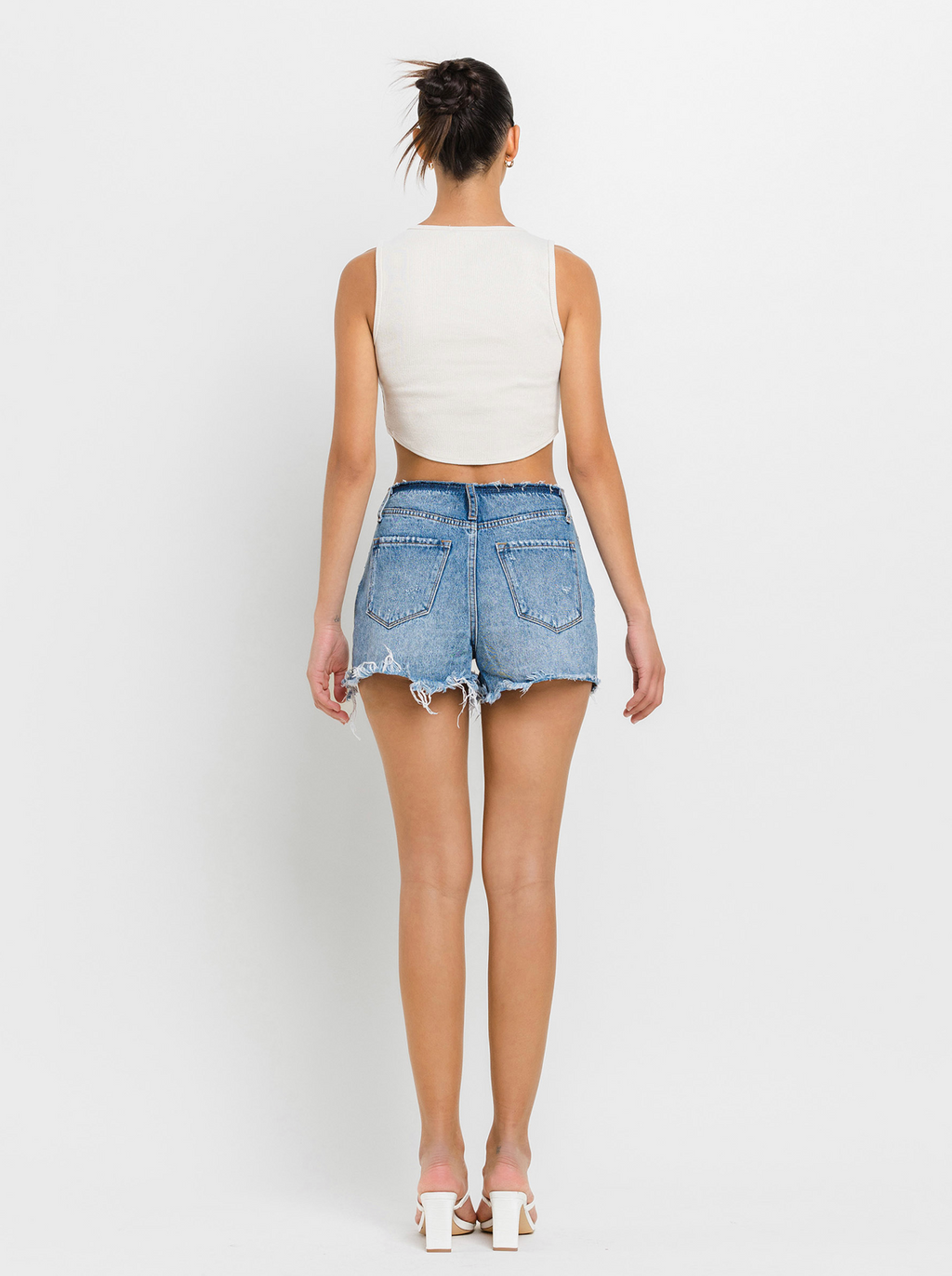 HIGH RISE BANDELSS DISTRESSED SHORTS