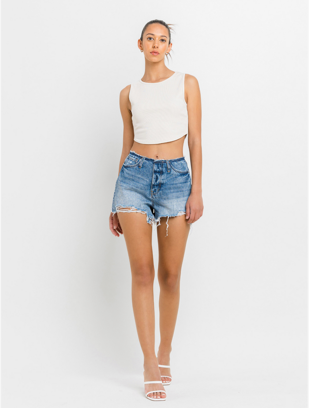 HIGH RISE BANDELSS DISTRESSED SHORTS