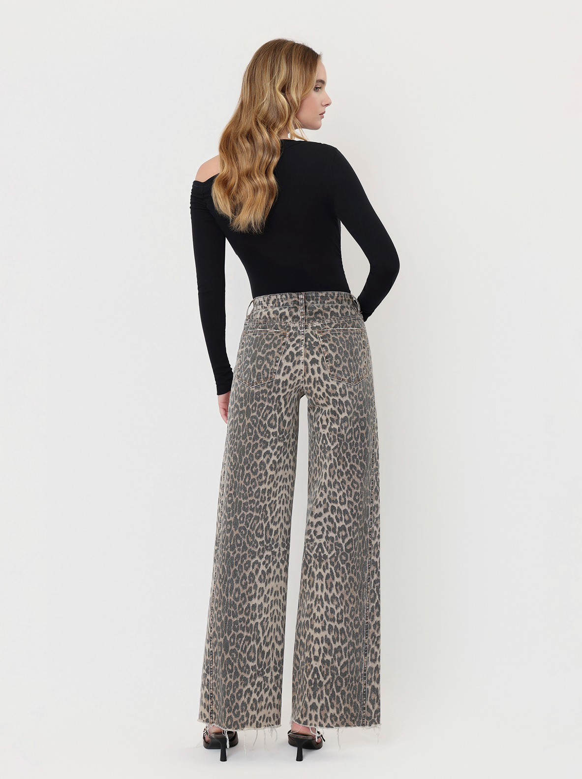 Leopard - High Rise Side Seam Detail Wide Leg Jeans