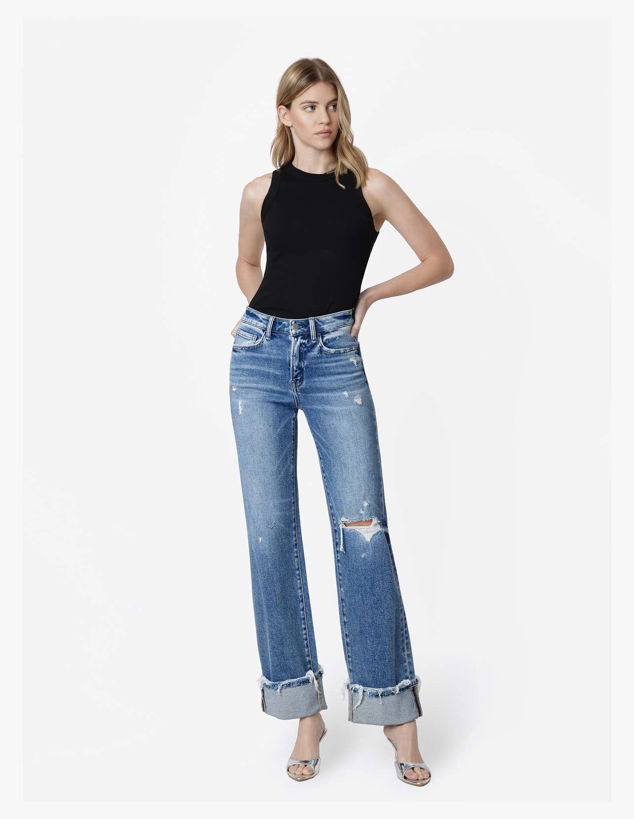 HIGH RISE DISTRESSED CUFFED SLIM WIDE JEANS